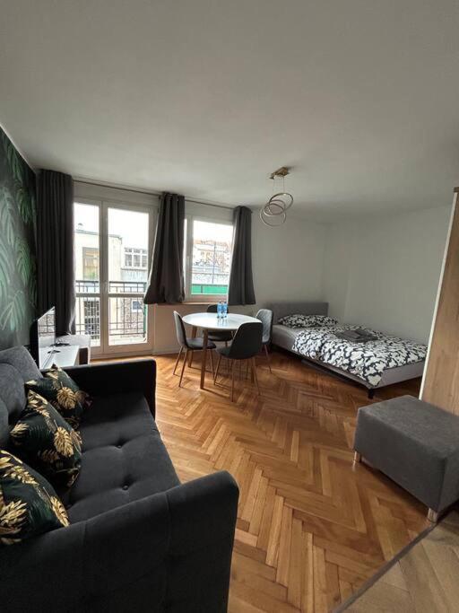 Appartement Klimatyczne Gniazdko Przy Rynku à Wrocław Extérieur photo